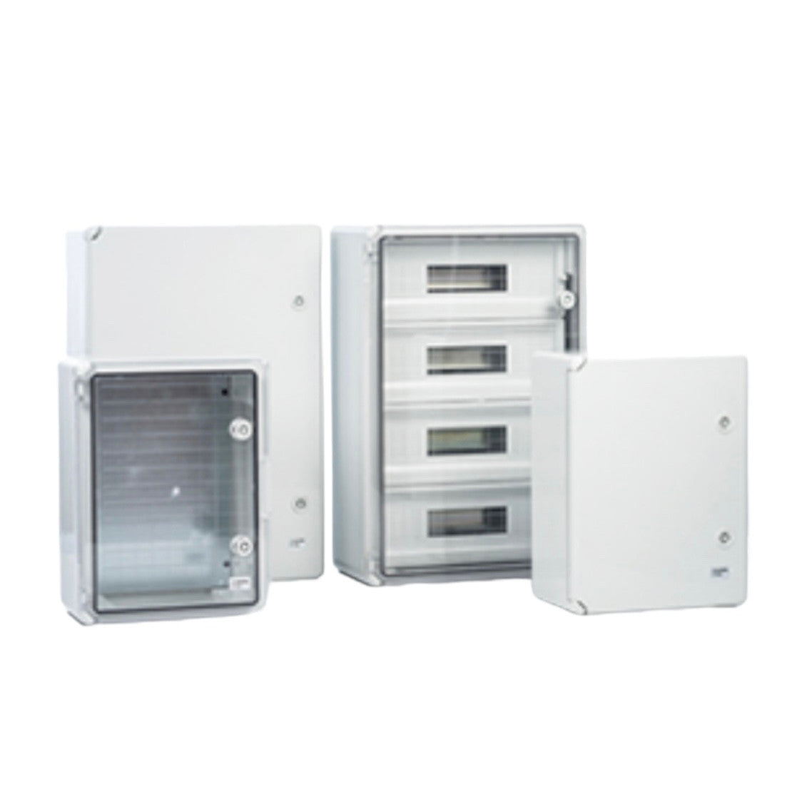 Armoires en plastique vides